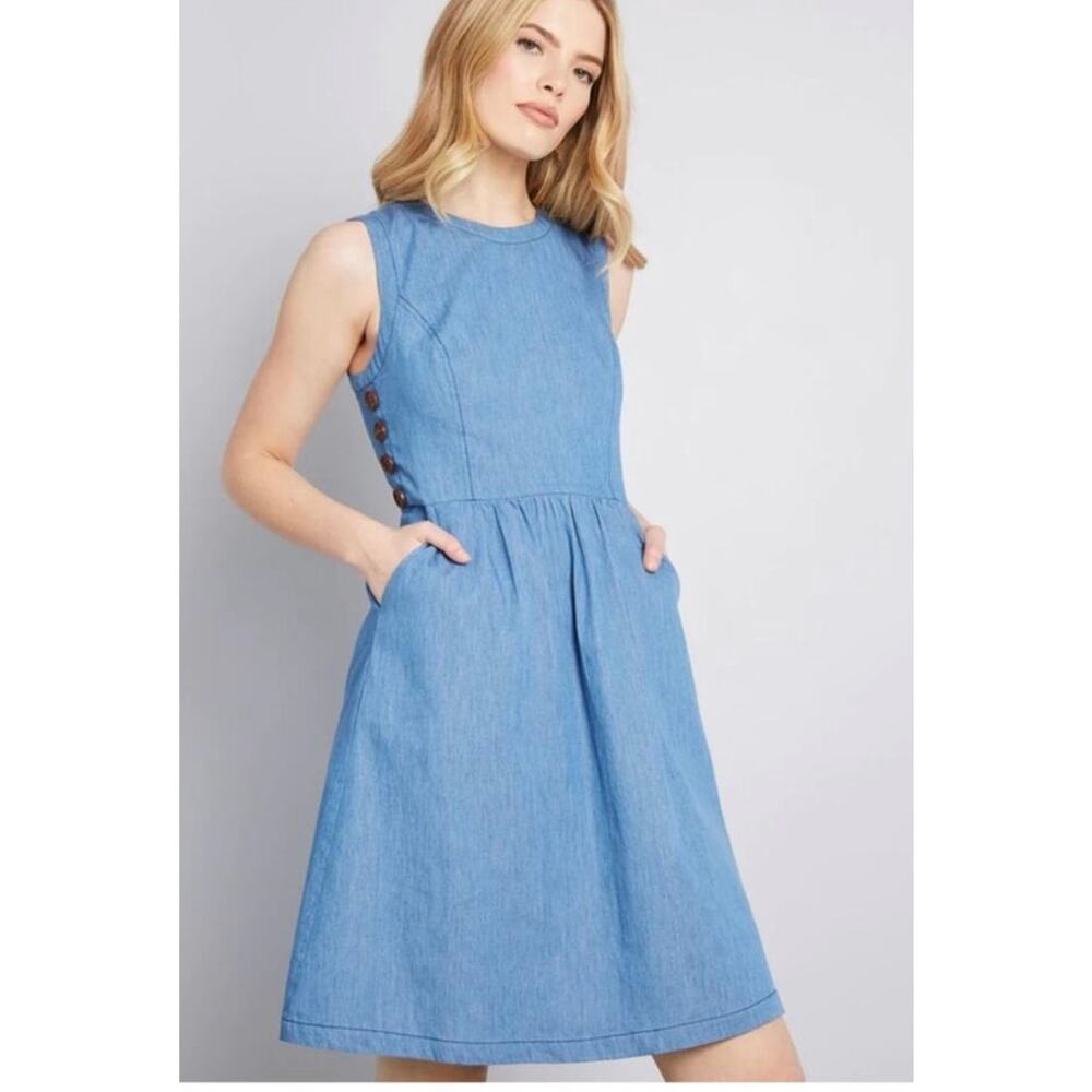 ModCloth Being Breezy A-Line Denim Chambray Button Side Sleeveless Dress Size: S